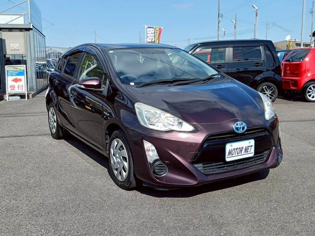 TOYOTA AQUA 2015 Image 31