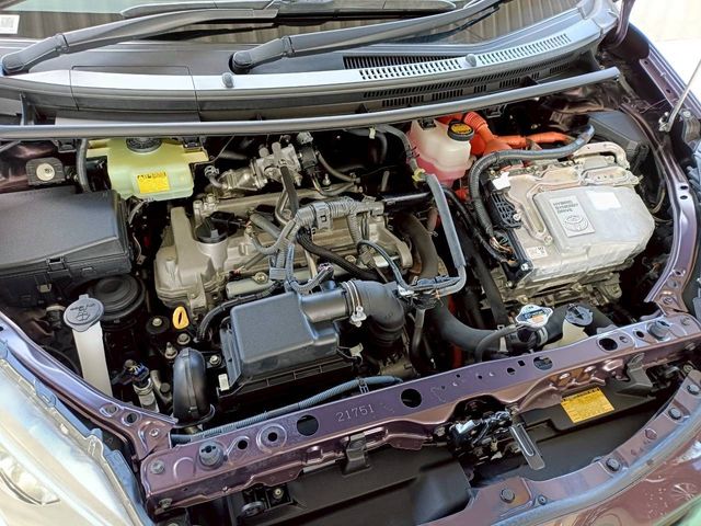 TOYOTA AQUA 2015 Image 31