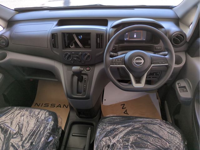 NISSAN NV200 VANETTE VAN 2026 Image 31