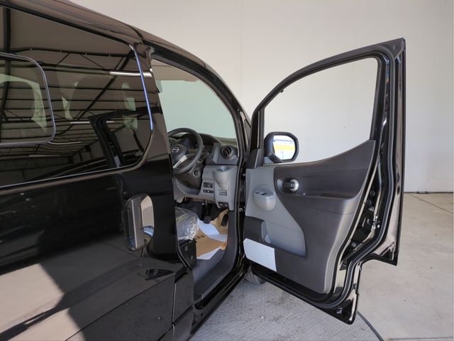 NISSAN NV200 VANETTE VAN 2026 Image 31