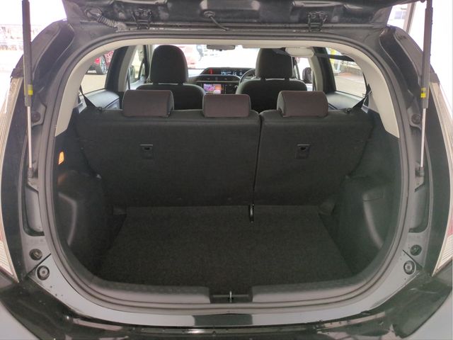 TOYOTA AQUA 2015 Image 31