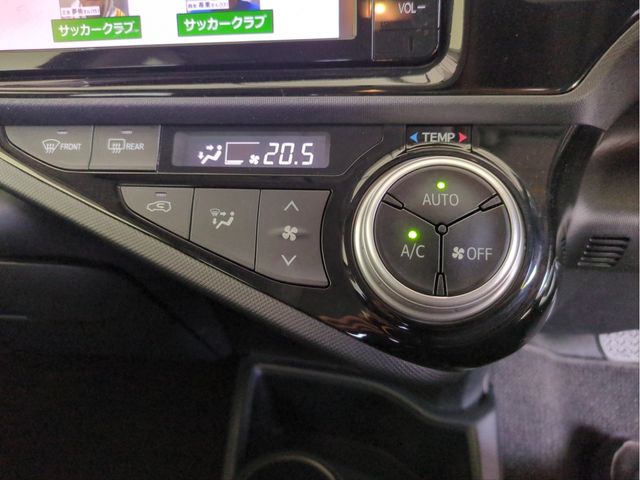 TOYOTA AQUA 2015 Image 31