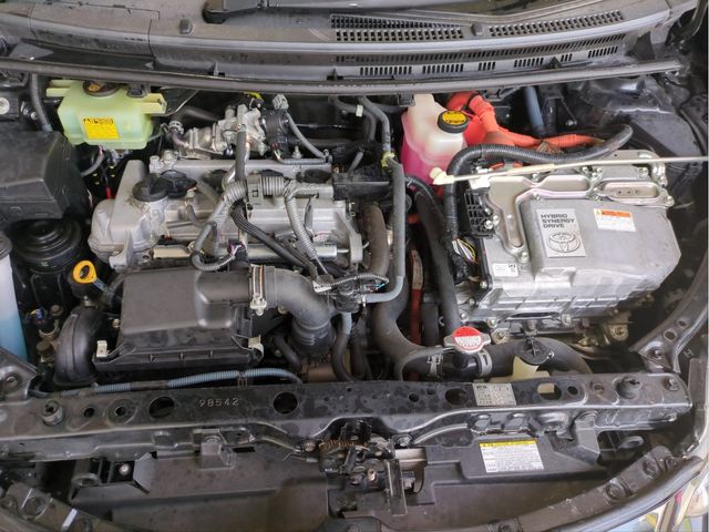 TOYOTA AQUA 2015 Image 31