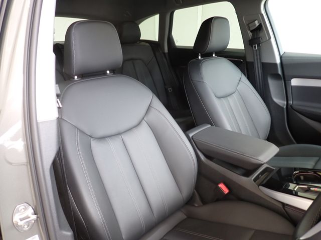 AUDI A5 AVANT 2025 Image 31