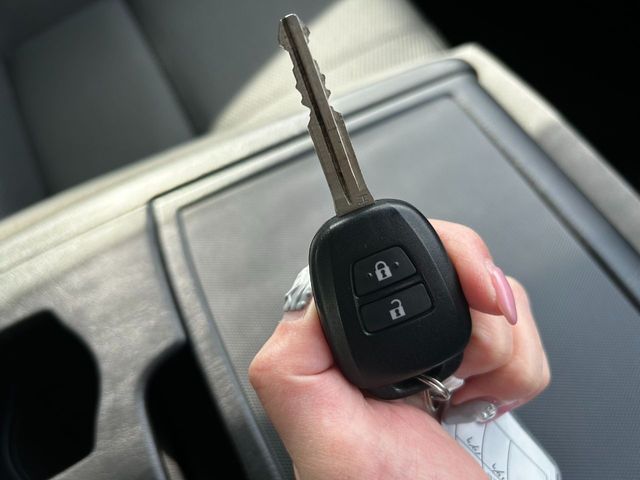 TOYOTA HIACE VAN 1.25T 2WD 2019 Image 31