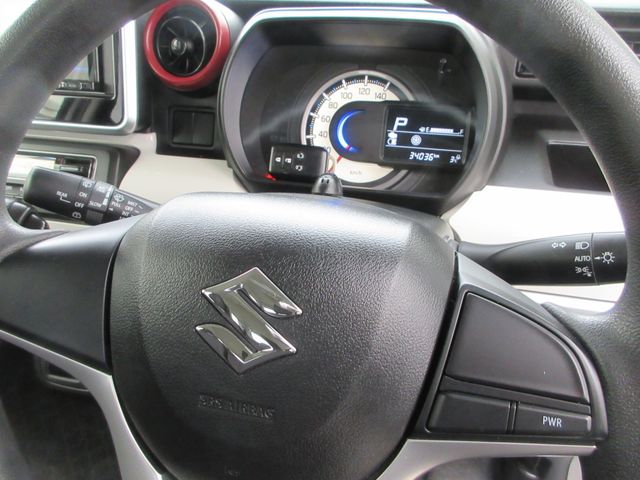 SUZUKI SPACIA 4WD 2023 Image 31