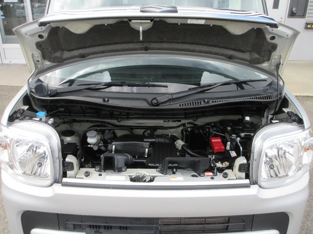 SUZUKI SPACIA 4WD 2023 Image 31