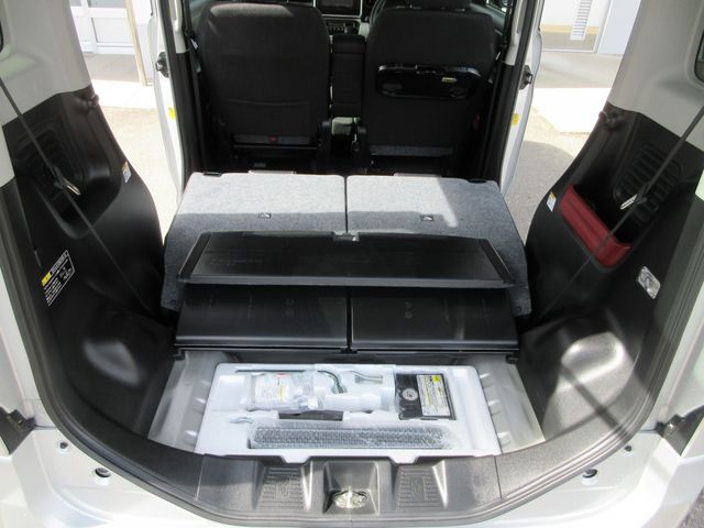 SUZUKI SPACIA 4WD 2023 Image 31