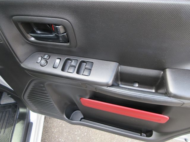 SUZUKI SPACIA 4WD 2023 Image 31