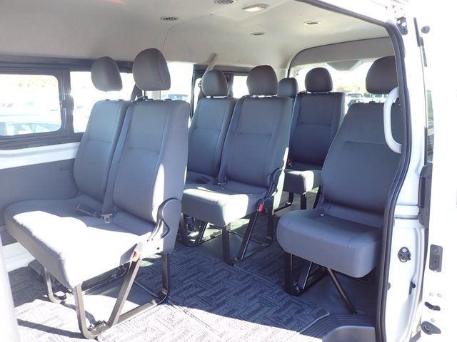 TOYOTA HIACE WAGON 2018 Image 31