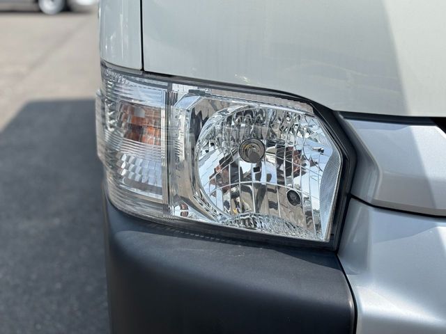 TOYOTA HIACE WAGON 2018 Image 31