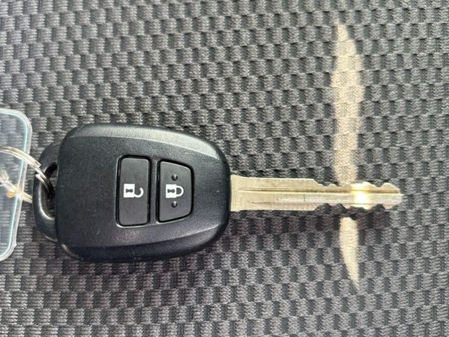 TOYOTA HIACE WAGON 2018 Image 31