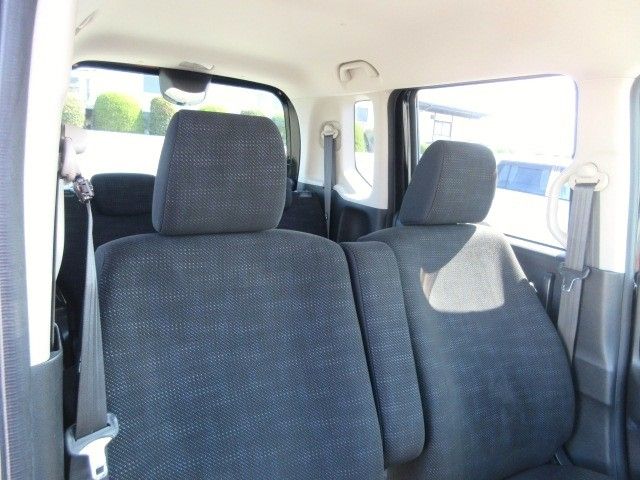 HONDA N BOX 2016 Image 31