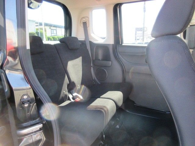 HONDA N BOX 2016 Image 31