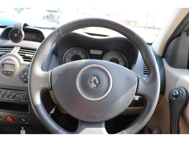 RENAULT MEGANE HATCH 2008 Image 31