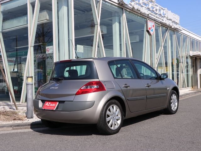 RENAULT MEGANE HATCH 2008 Image 31
