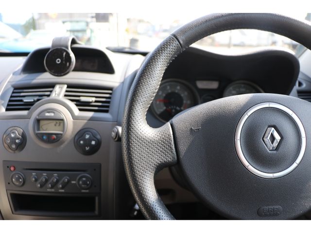 RENAULT MEGANE HATCH 2008 Image 31