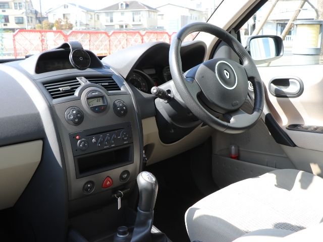 RENAULT MEGANE HATCH 2008 Image 31