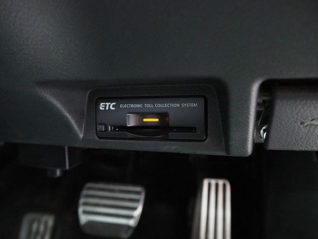 NISSAN SKYLINE HYBRID 4WD 2018 Image 31