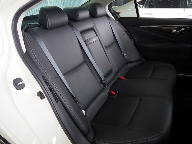 NISSAN SKYLINE HYBRID 4WD 2018 Image 31