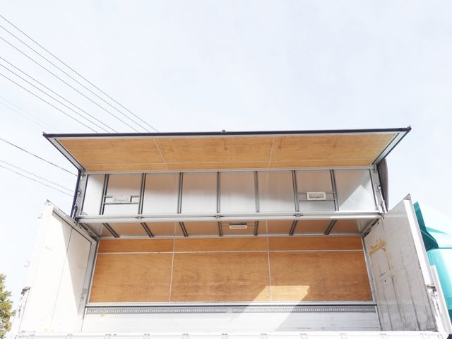 MITSUBISHI FUSOU FIGHTER 2012 Image 31