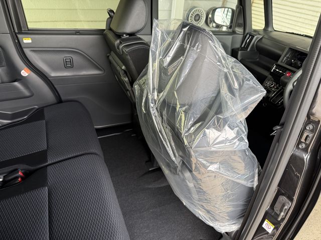 DAIHATSU TANTO CUSTOM 4WD 2025 Image 31