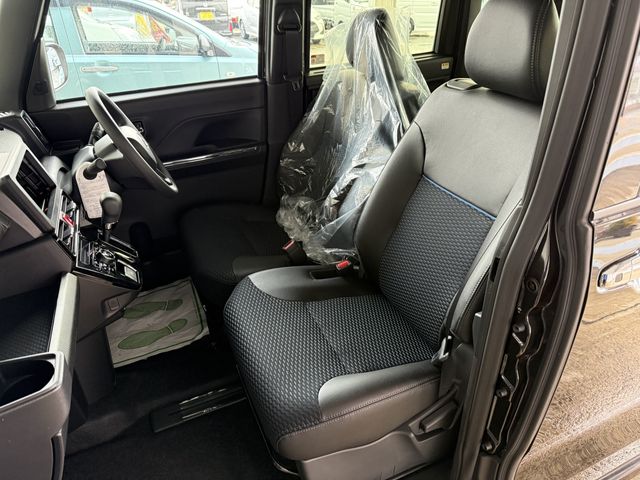 DAIHATSU TANTO CUSTOM 4WD 2025 Image 31