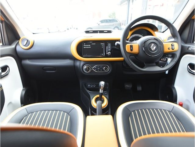 RENAULT TWINGO 2022 Image 31