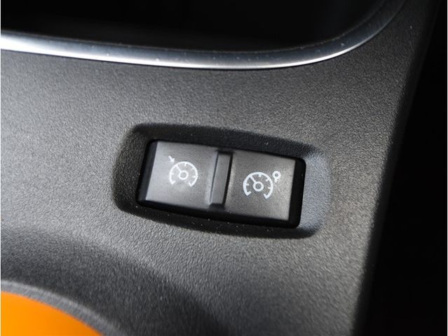 RENAULT TWINGO 2022 Image 31