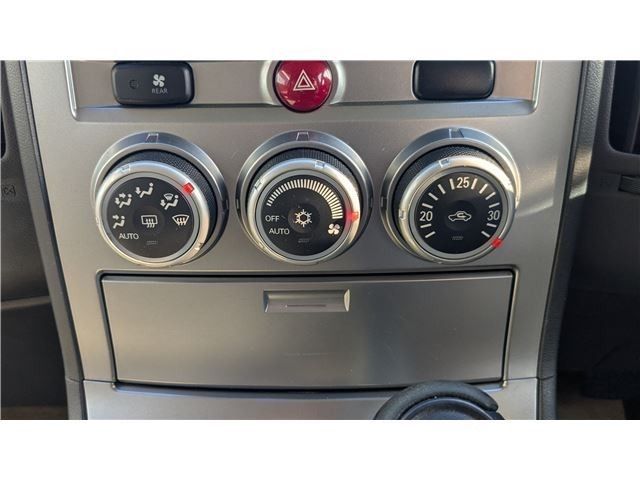 MITSUBISHI DELICA D:5 4WD 2011 Image 31