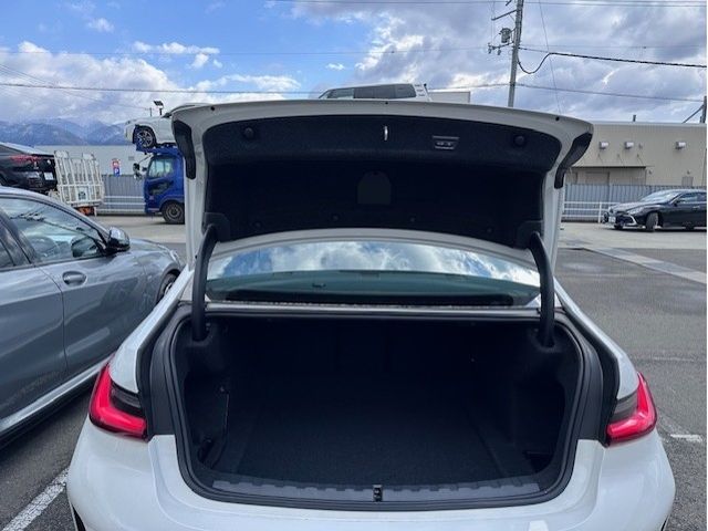 BMW 3SERIES SEDAN 2024 Image 31