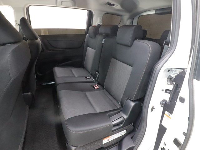 TOYOTA SIENTA HYBRID 2022 Image 31