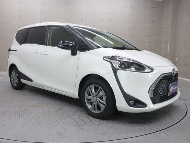 TOYOTA SIENTA HYBRID 2022 Image 31