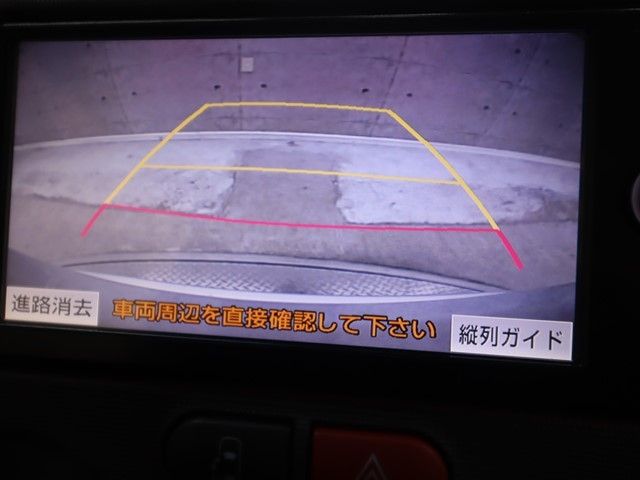 TOYOTA PORTE 2013 Image 31