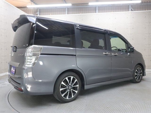 HONDA STEPWAGON SPADA 2014 Image 31