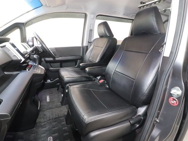 HONDA STEPWAGON SPADA 2014 Image 31