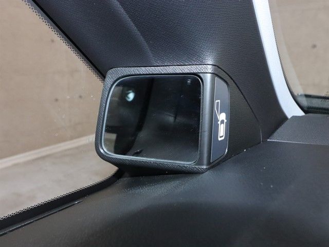 HONDA STEPWAGON SPADA 2014 Image 31