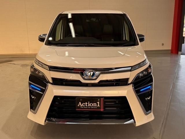 TOYOTA VOXY HYBRID 2019 Image 31