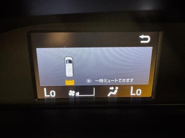 TOYOTA VOXY HYBRID 2019 Image 31