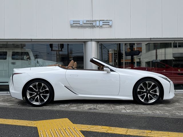 TOYOTA LEXUS LC500 CONVERTI 2021 Image 31
