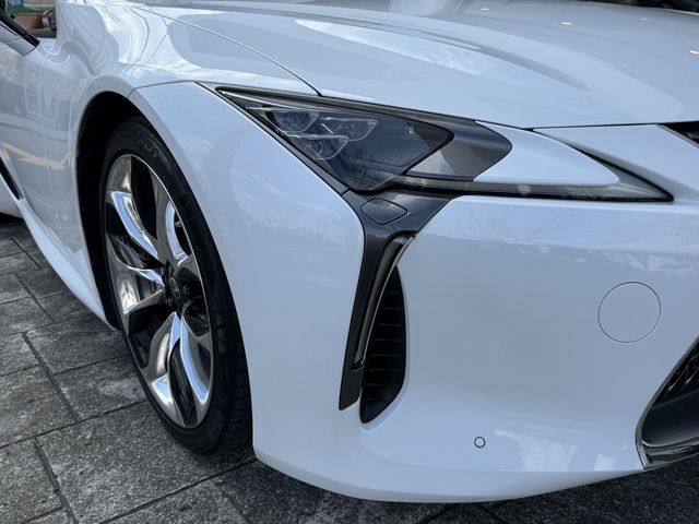 TOYOTA LEXUS LC500 CONVERTI 2021 Image 31