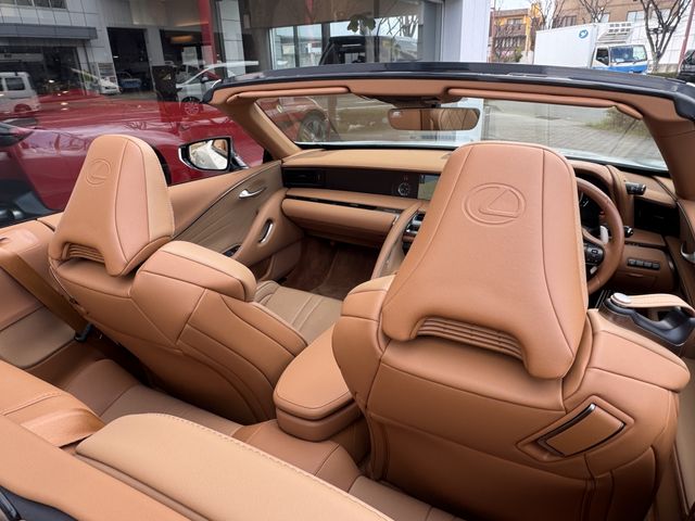 TOYOTA LEXUS LC500 CONVERTI 2021 Image 31