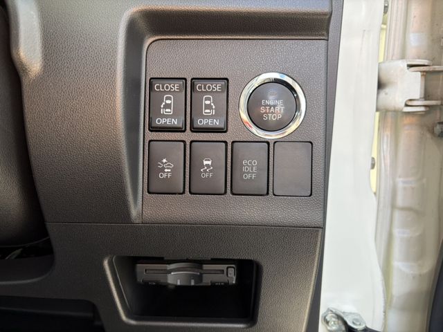 DAIHATSU TANTO CUSTOM 4WD 2015 Image 31