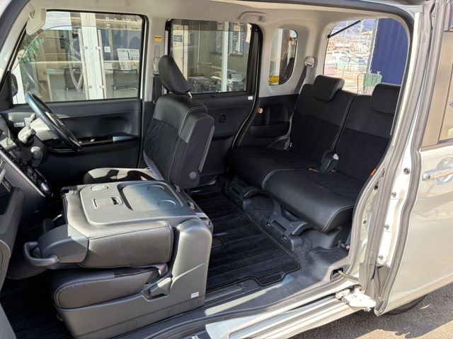 DAIHATSU TANTO CUSTOM 4WD 2015 Image 31