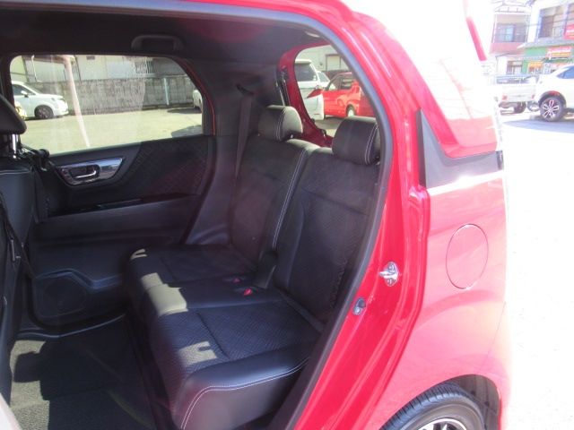 HONDA N-WGN CUSTOM 2018 Image 31