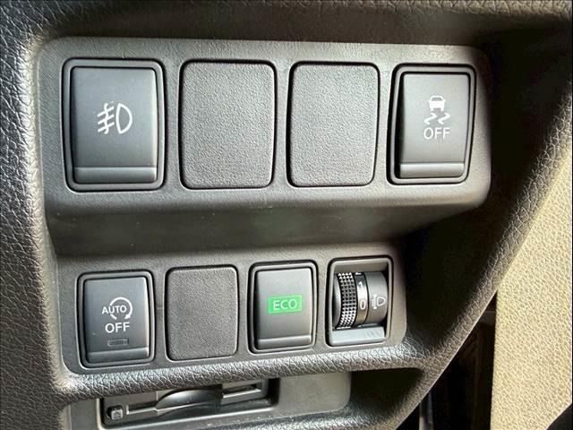 NISSAN X-TRAIL 4WD 2015 Image 31