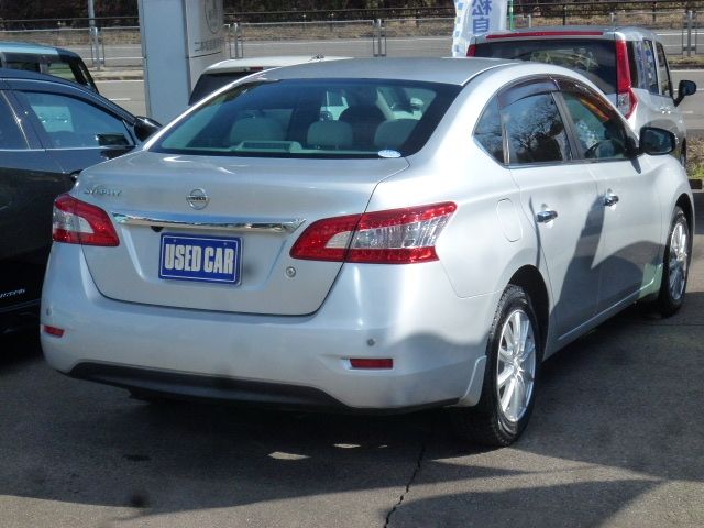 NISSAN SYLPHY 2017 Image 31