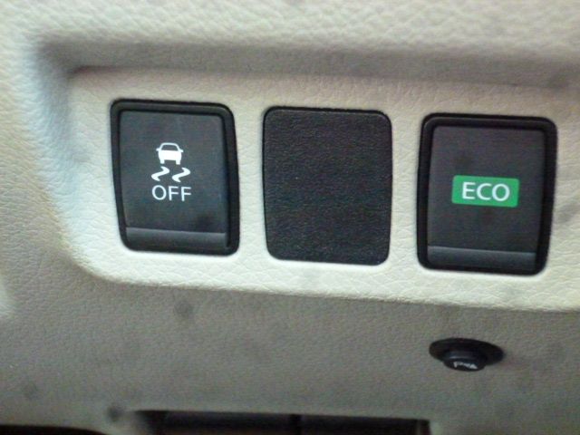 NISSAN SYLPHY 2017 Image 31