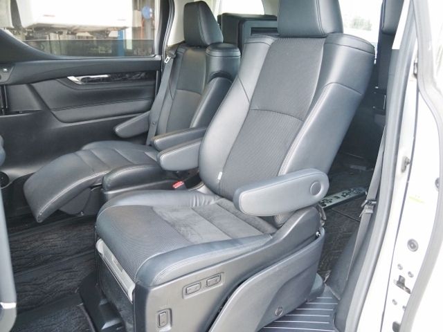 TOYOTA VELLFIRE  HYBRID 4WD 2018 Image 31