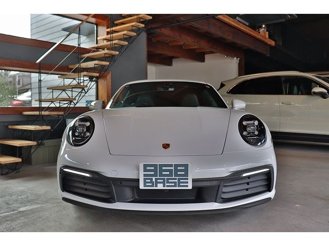 PORSCHE 911 2022 Image 31